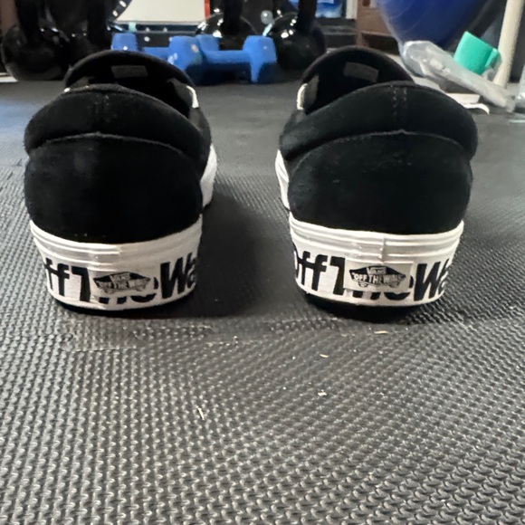 Like new Vans Classic Black Suede Slip-Ons - Picture 6 of 10